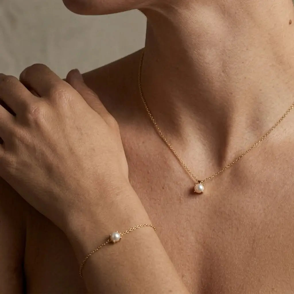 Pearlora Grace Set – 375 Echtgold Schmuckset mit Perlen Halskette & Armband - Suzan Gold