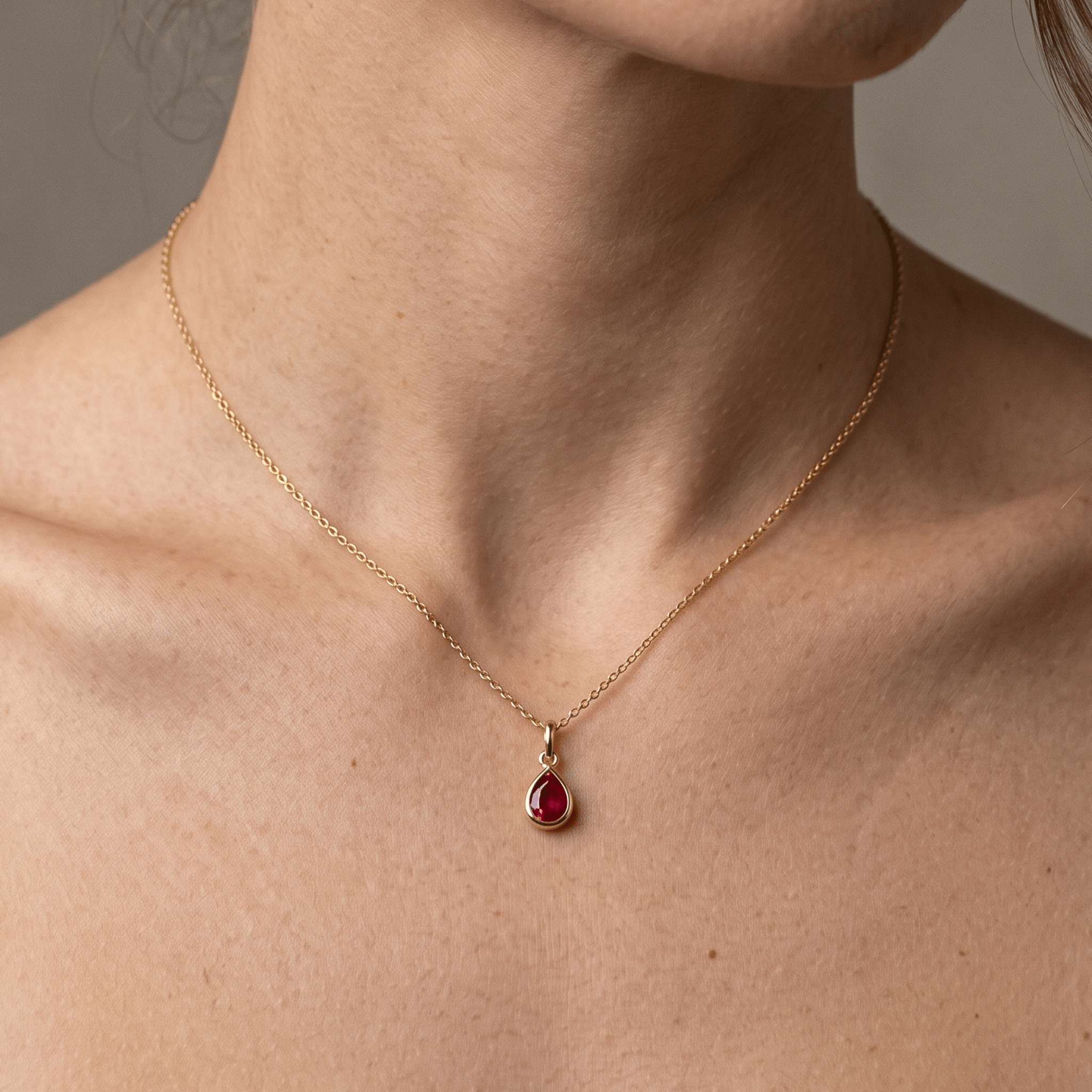 Crystal Drop Necklace – 925 Sterling Silber Halskette mit Zirkonia Tropfen Anhänger - Suzan Gold