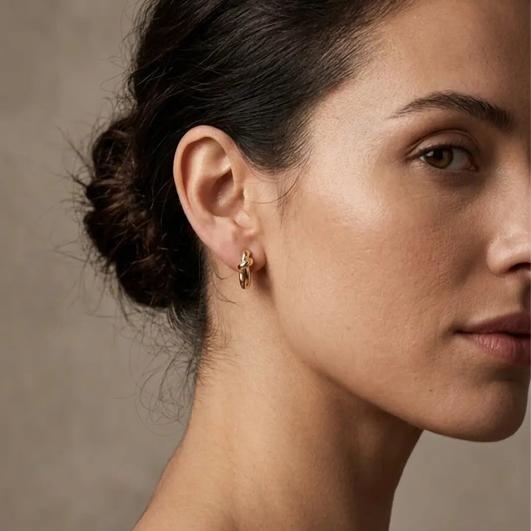 Knot Hoop Earrings – 925 Sterling Silber Creolen Knoten - Suzan Gold