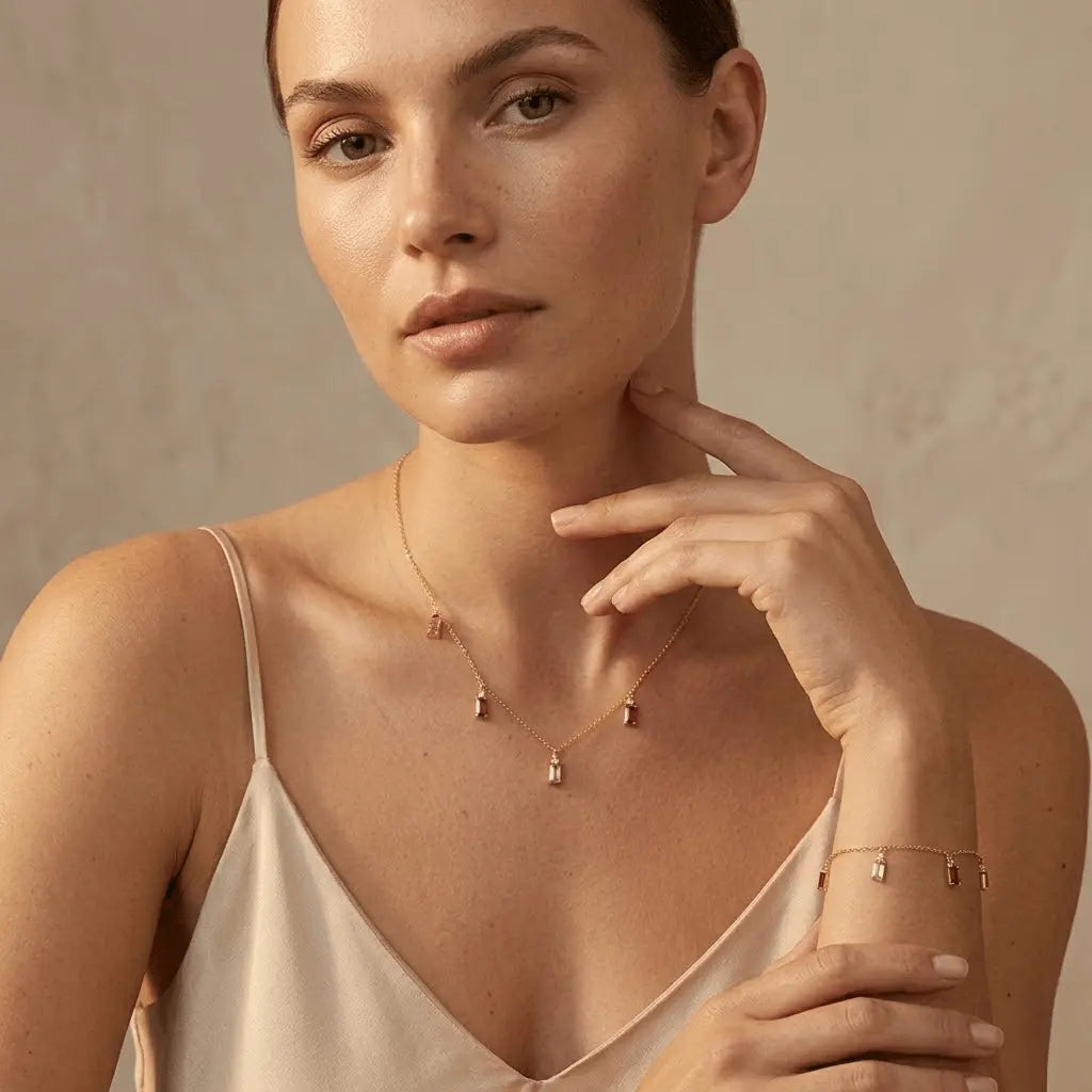 Roselique – 925 Silber Schmuckset vergoldet mit rosa Anhängern - Suzan Gold