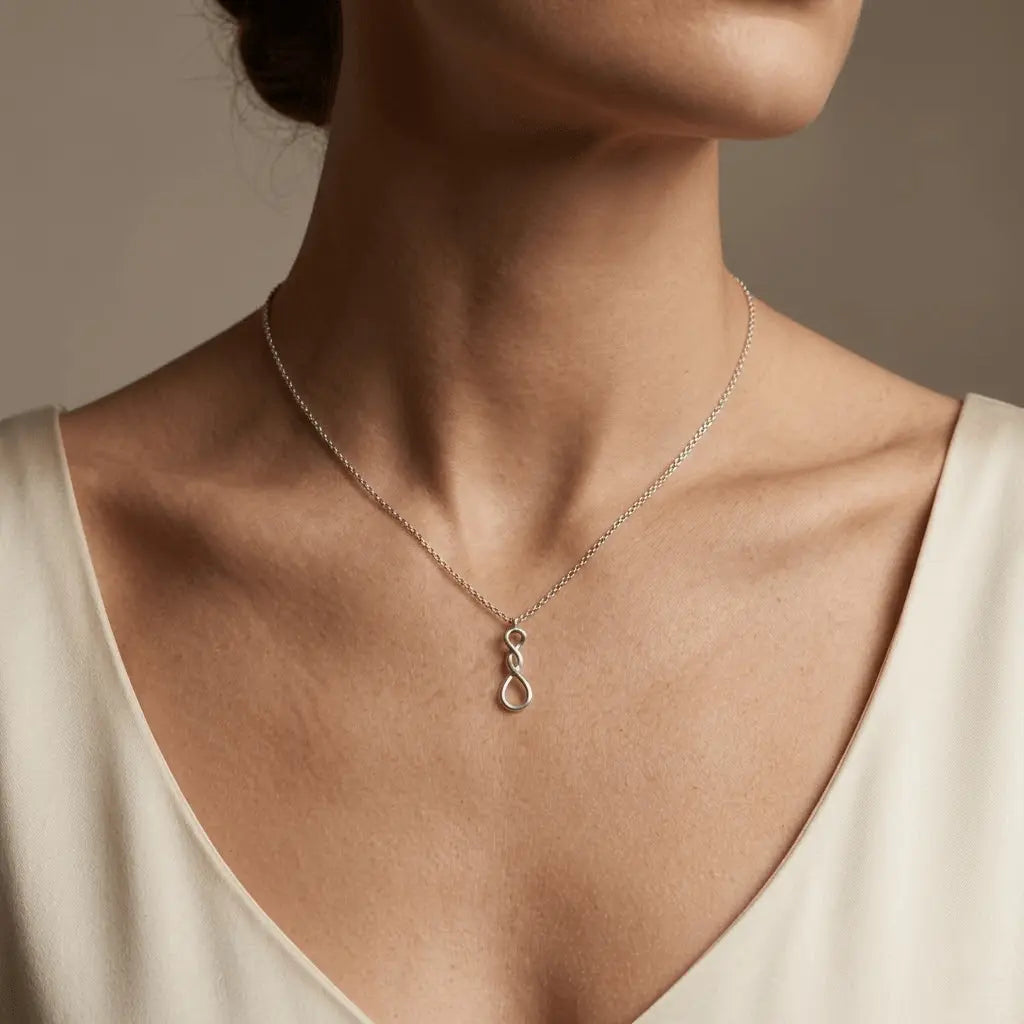 Infinity Necklace – 925 Sterling Silber Halskette mit Unendlich Anhänger - Suzan Gold