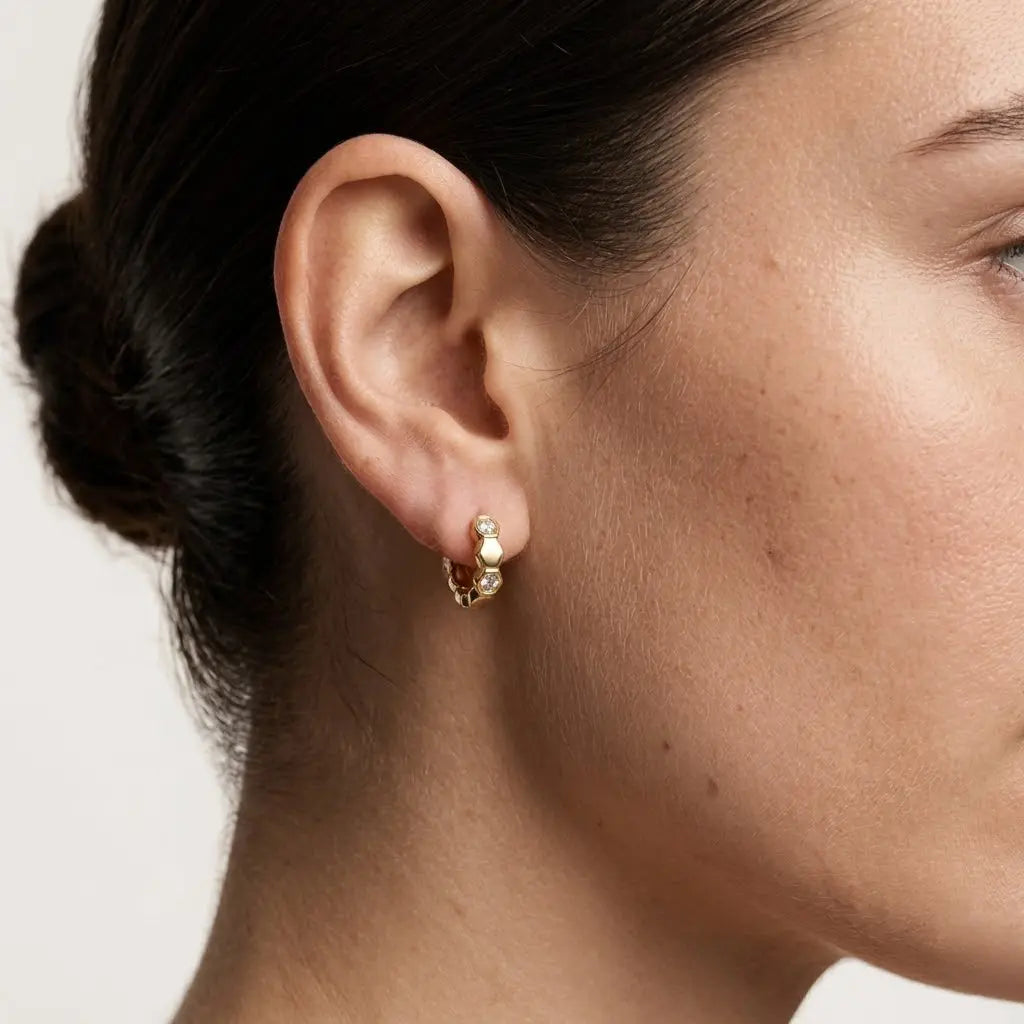 Hexagon Crystal Hoop Earrings – 925 Sterling Silber Creolen mit Zirkonia - Suzan Gold