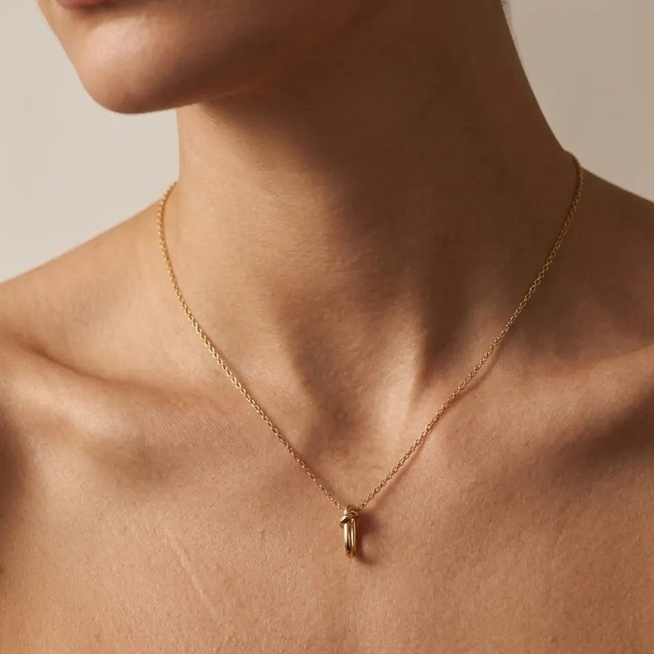 Minimal Knot Necklace – 925 Sterling Silber Halskette Knoten Anhänger klein - Suzan Gold