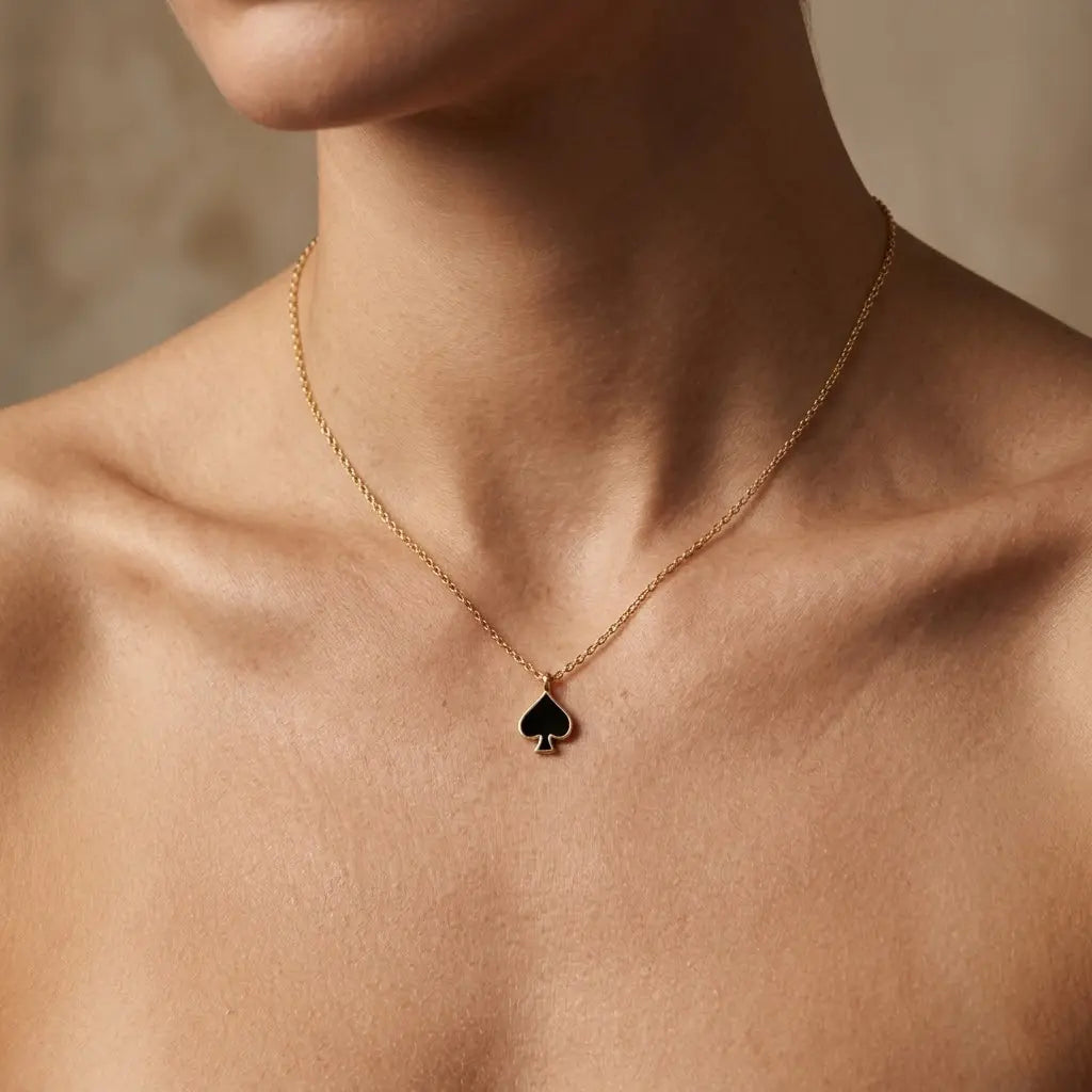 Black Spade Necklace – 925 Sterling Silber Halskette Pik Anhänger - Suzan Gold