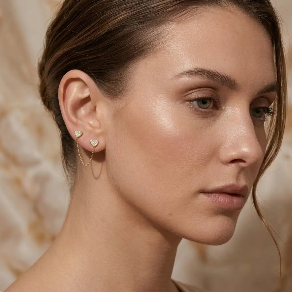 Heart Chain Stud Earrings – 925 Sterling Silber Ohrstecker Herz mit Kette - Suzan Gold
