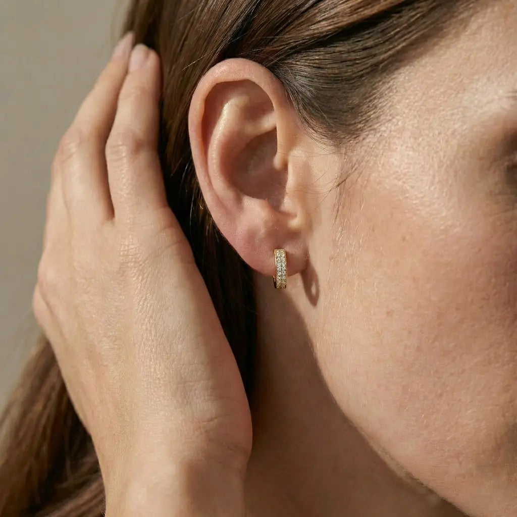 SparkLinea – 375 Echtgold Creolen mit Zirkonia - Suzan GoldOhrringe