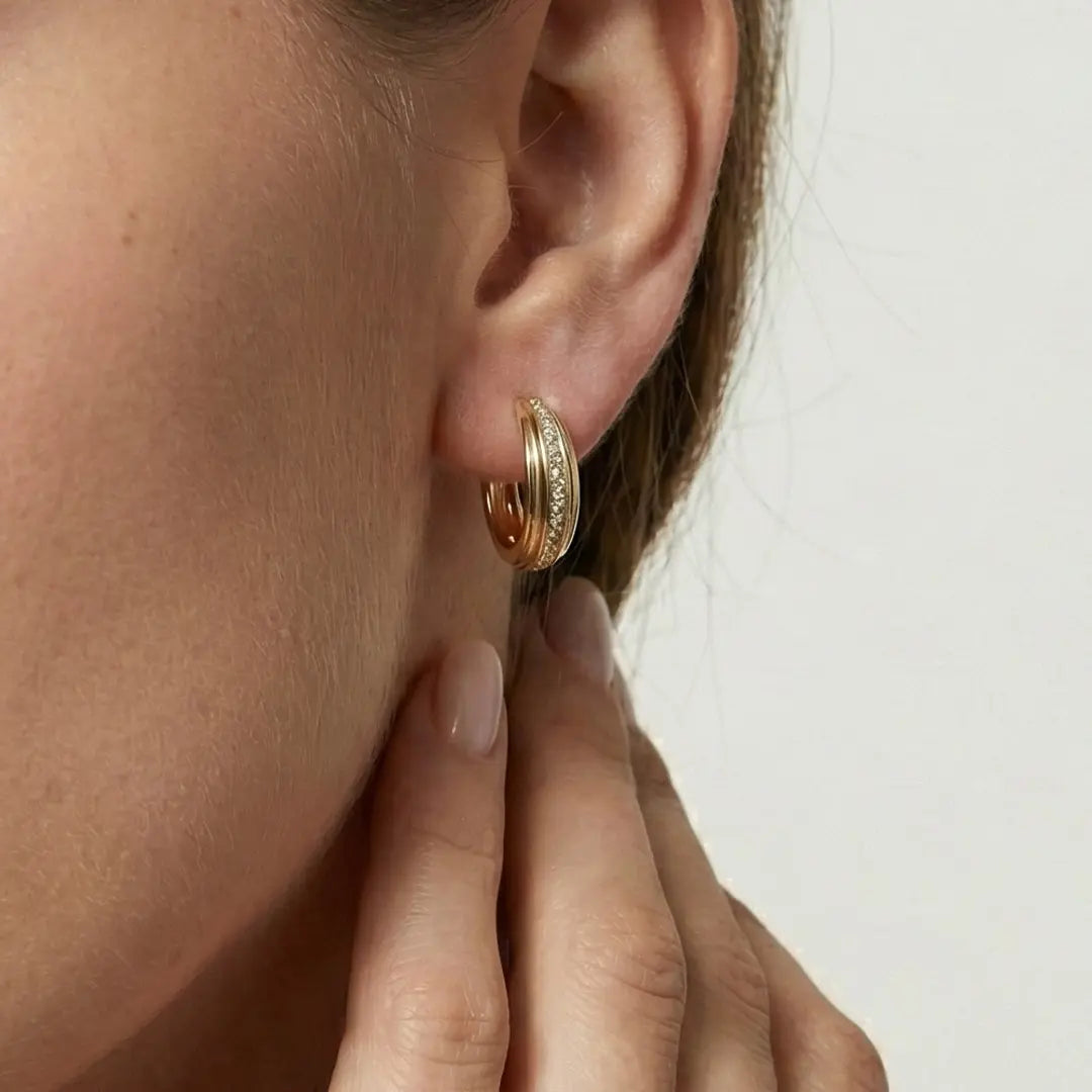 Luminara Pavé – 375 Echtgold Creolen mit Zirkonia - Suzan Gold