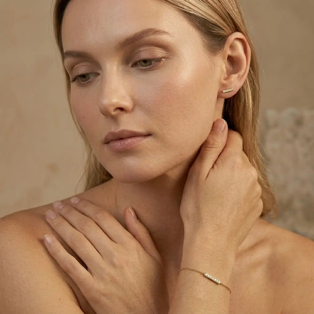 Linea Charm Duo – 925 Silber vergoldet Armband & Ohrringe Zirkonia Linie - Suzan Gold