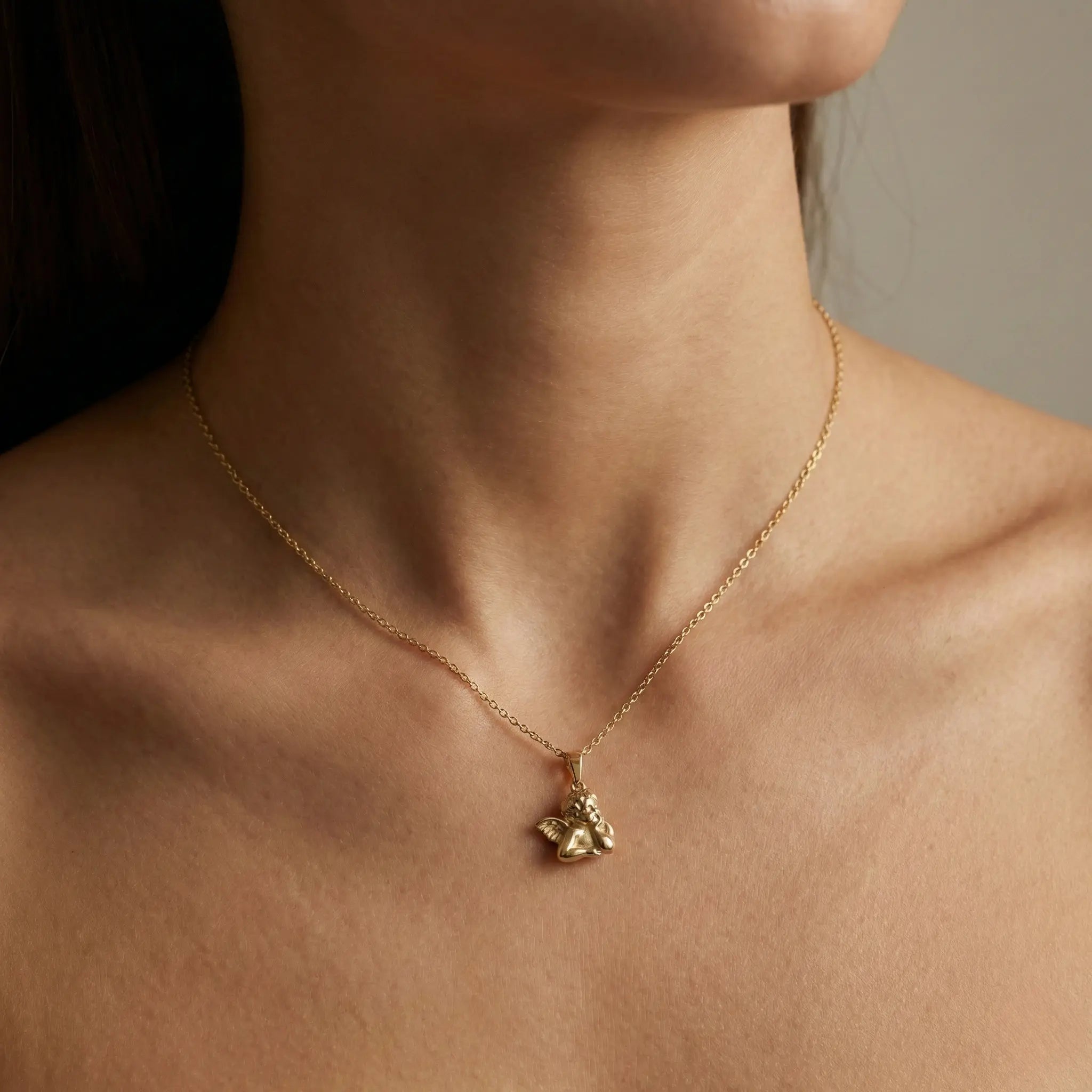 AngelGuard – 375 Echtgold Kette mit Engel Anhänger - Suzan GoldHalskette