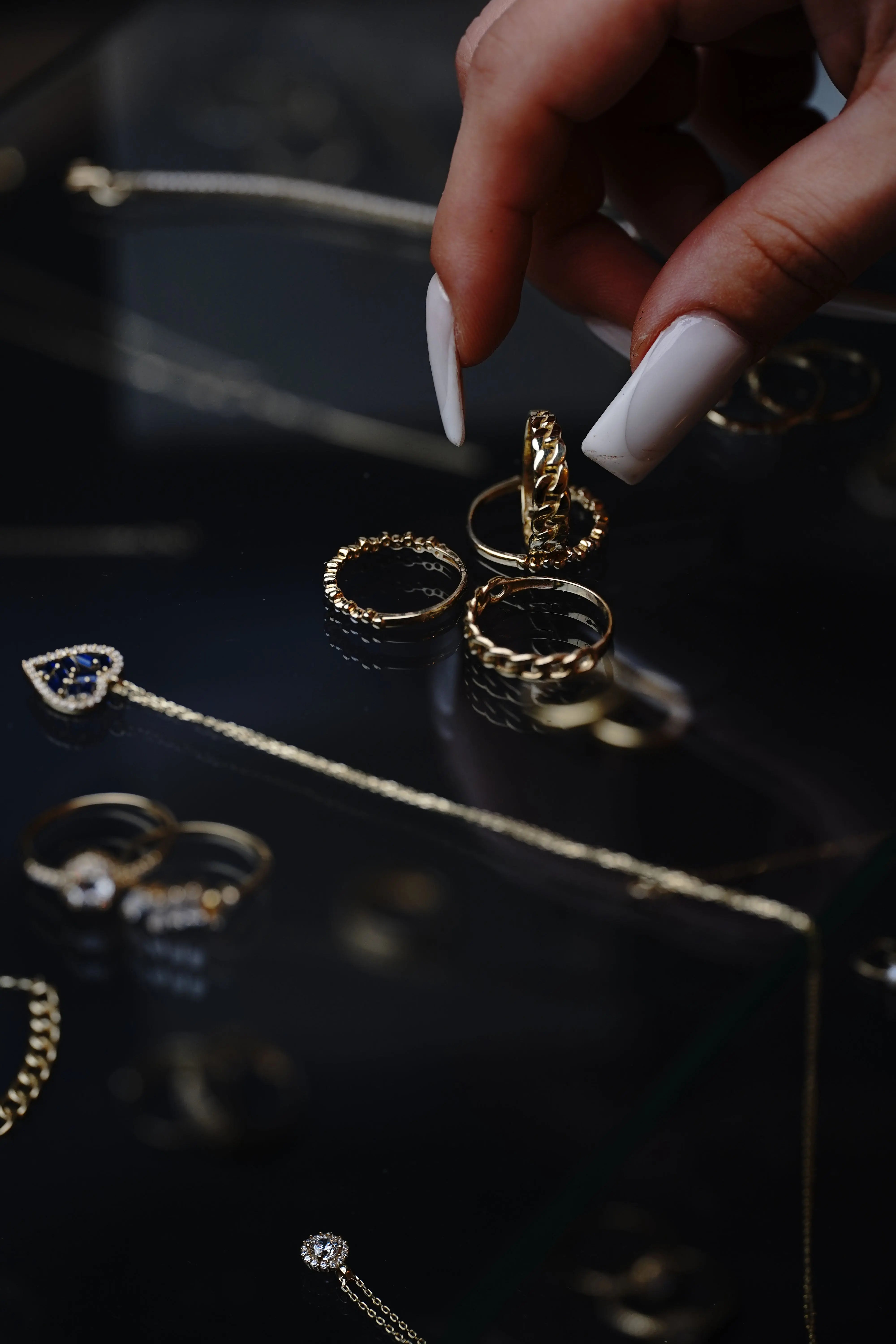 Curb Chain Ring Suzan Gold