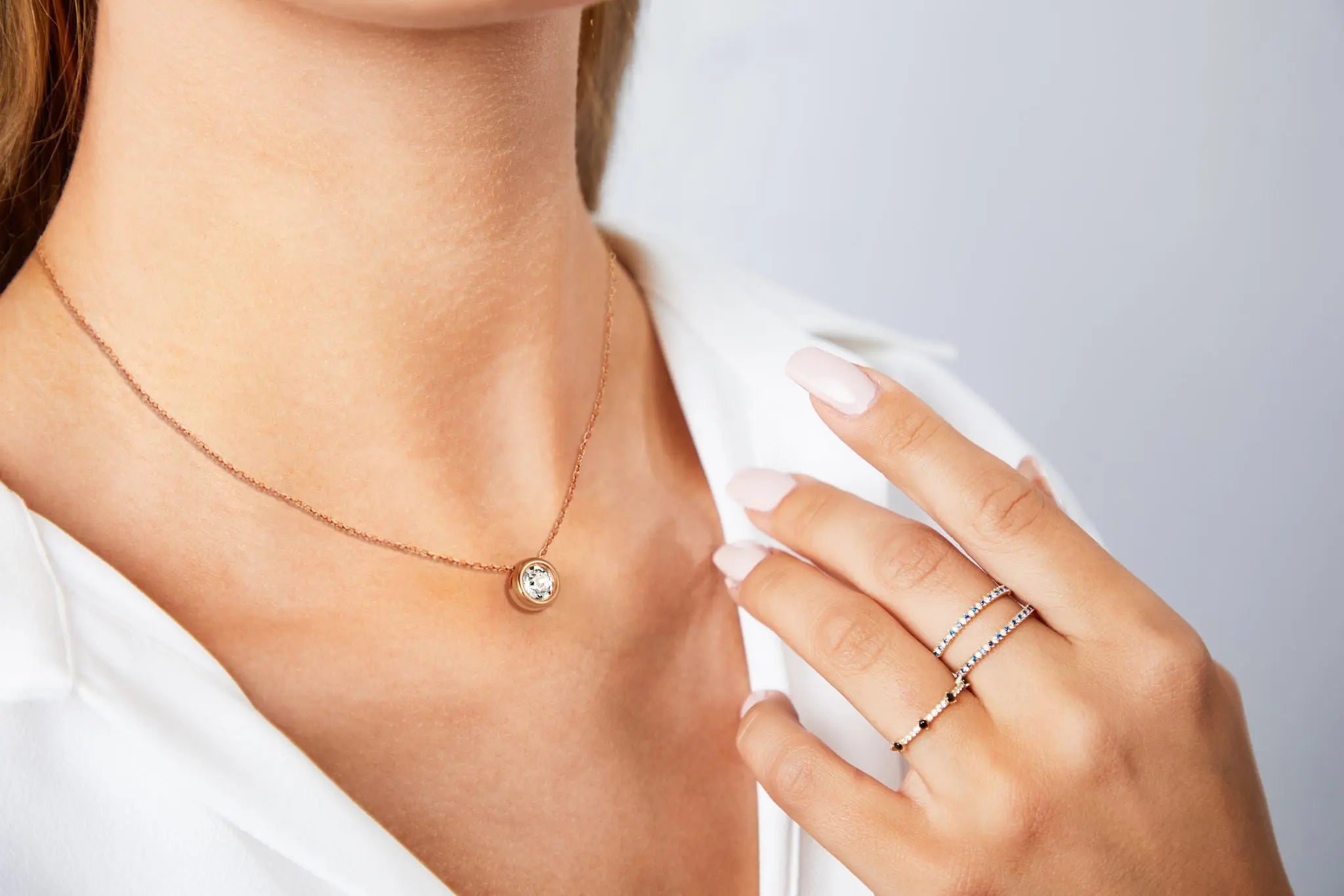 Aurevra – Zarte Halskette aus 925 Silber mit brillantgeschliffenem Premium-Kristall für Damen Suzan Gold