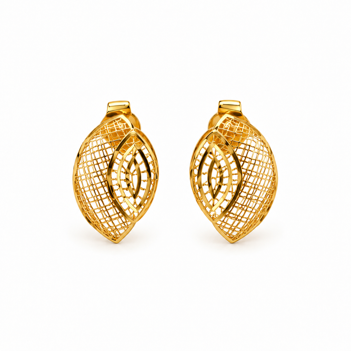 Marquise Heart Ohrstecker aus 750 Gold, gewölbte Marquise-Form mit filigranem Gittermuster