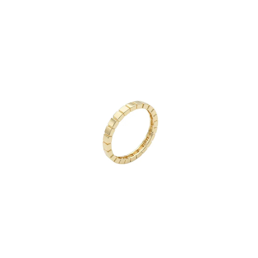 Blockline Ring aus 375 Gelbgold, filigraner Schmuck für Damen, eleganter zeitloser Klassiker.