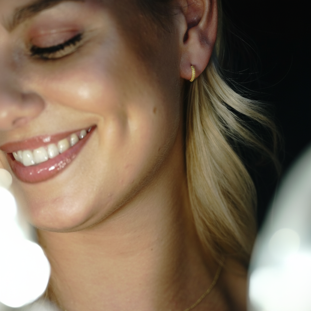 Goldgrain – Creolen aus 925 Silber mit gehämmerter Oberfläche