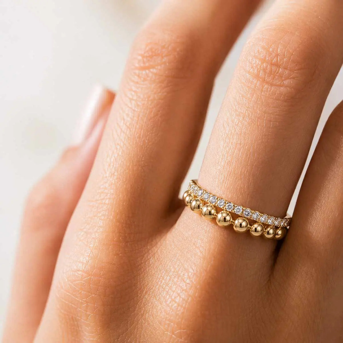 Beaded Sparkle – Bandring mit Perlreihe und Zirkonia-Pavé aus 585 Gold Suzan Gold