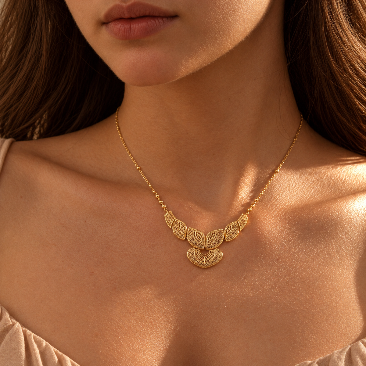 Marquise Heart – Filigran-Collier mit Herz-Element aus 750 Gold