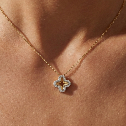 Veloria Clover – 375 Echtgold Halskette mit Kleeblatt Zirkonia Anhänger