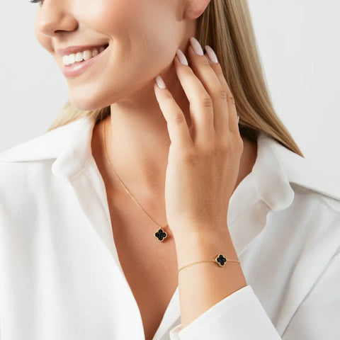 Velour – 375 Gold Necklace & Bracelet with Black Cloverleaf - Suzan Gold