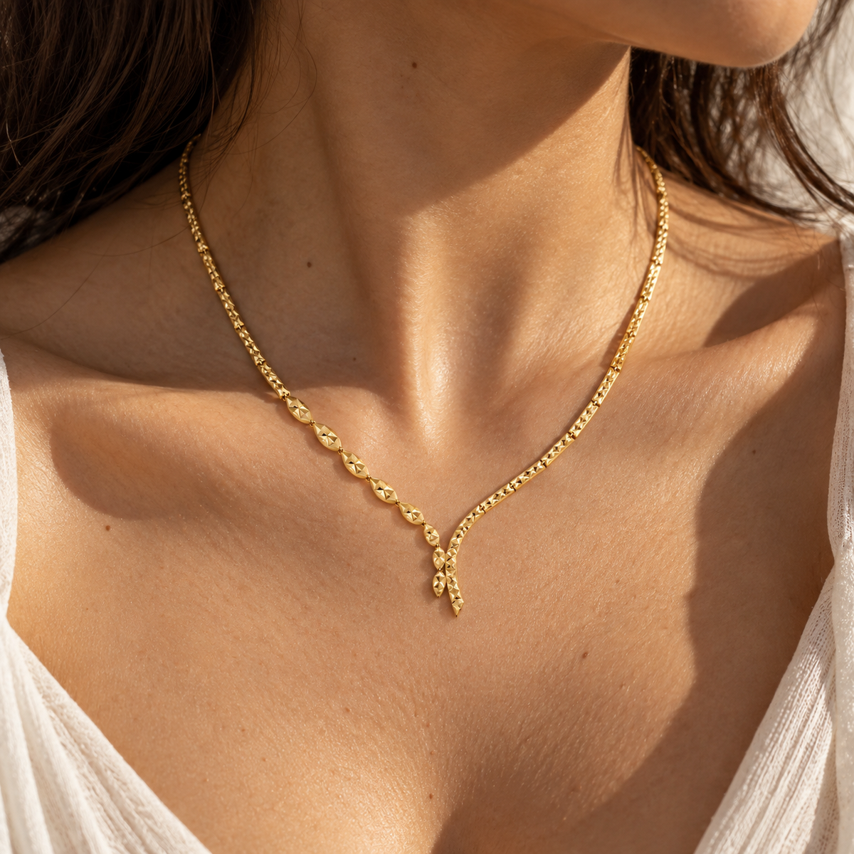Diamond Cut Y – Y-Collier mit diamantierten Gliedern aus 750 Gold Suzan Gold