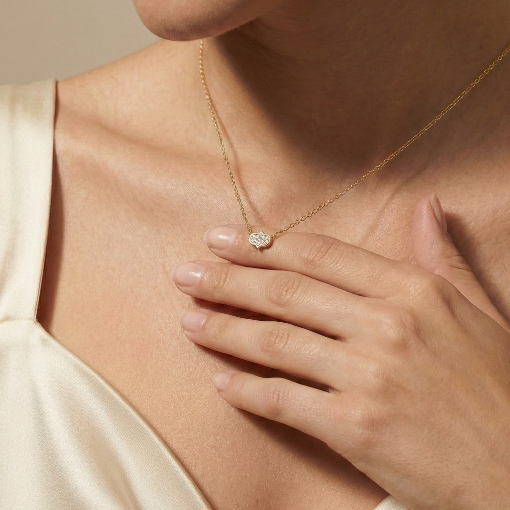 Aurielle Charm – 375 Echtgold Halskette mit Zirkonia Ornament