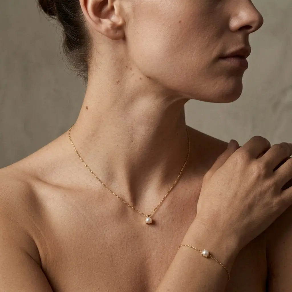 Pearlora Grace Set – 375 Echtgold Schmuckset mit Perlen Halskette & Armband - Suzan Gold