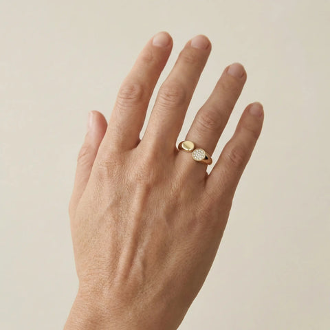 Aurevia Duo – 375 Echtgold Ring mit rundem Zirkonia Solitär im Doppelband - Design - Suzan GoldRing