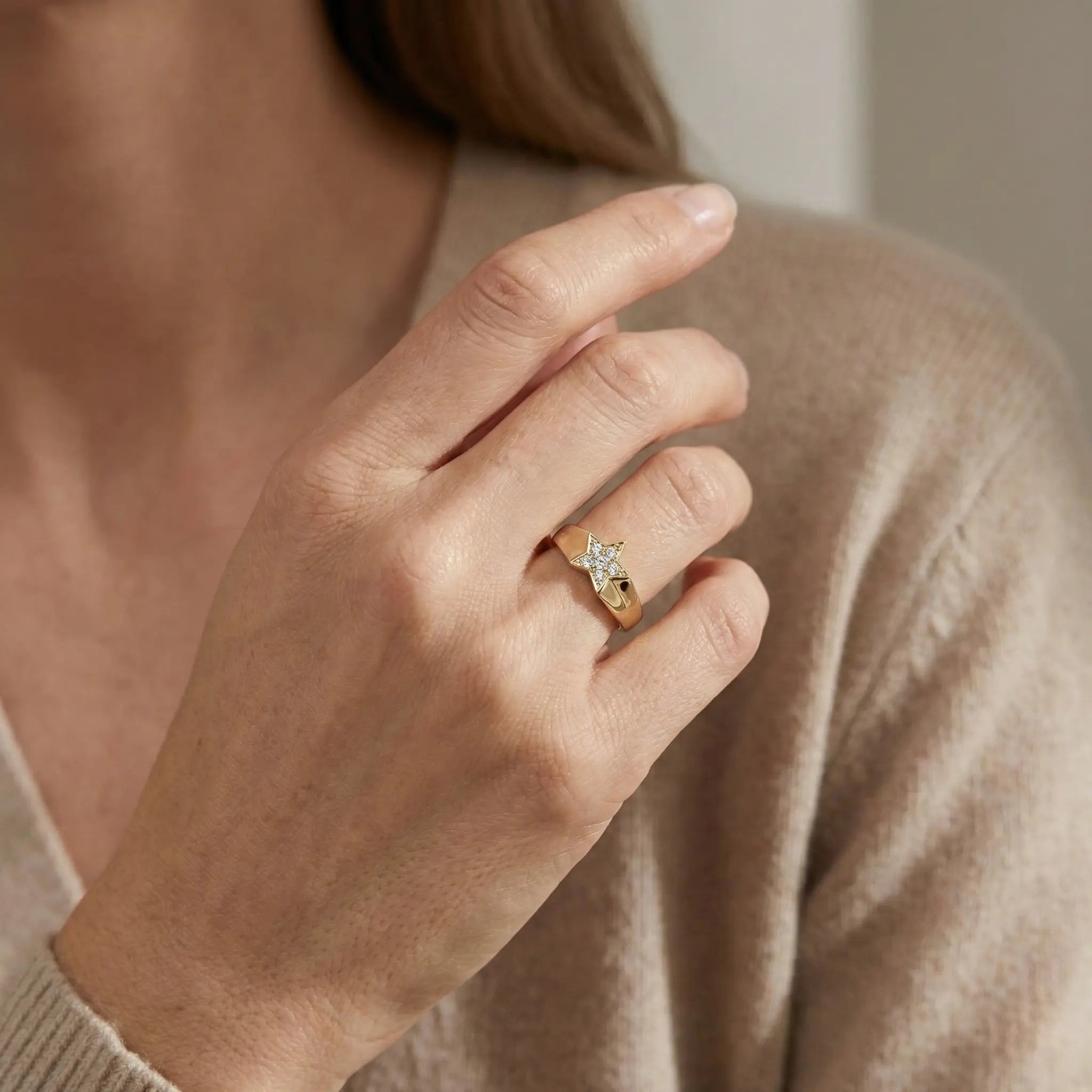 Starflare Ring – Damenring aus 375 Echtgold - Suzan GoldRing