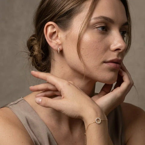 Cirélia Spark Set – 375 Echtgold Schmuckset mit Zirkonia Creolen & Kreis Armband - Suzan Gold