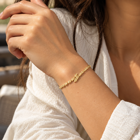 Diamond Leaf – Armband mit diamantierten Gliedern und Blatt-Detail aus 750 Gold Suzan Gold
