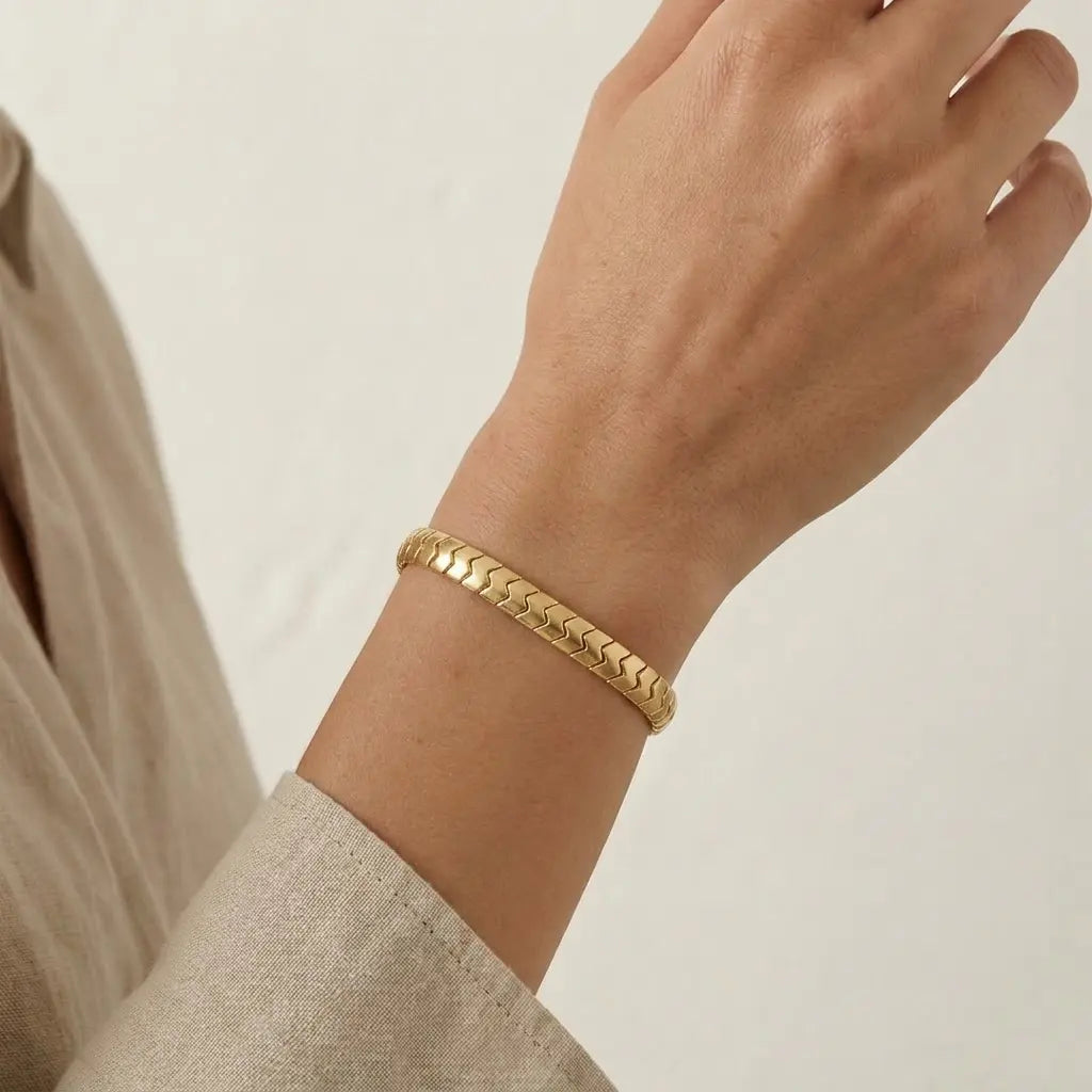 ZignaFlex – Flaches Gliederarmband aus 375 Echtgold Suzan Gold
