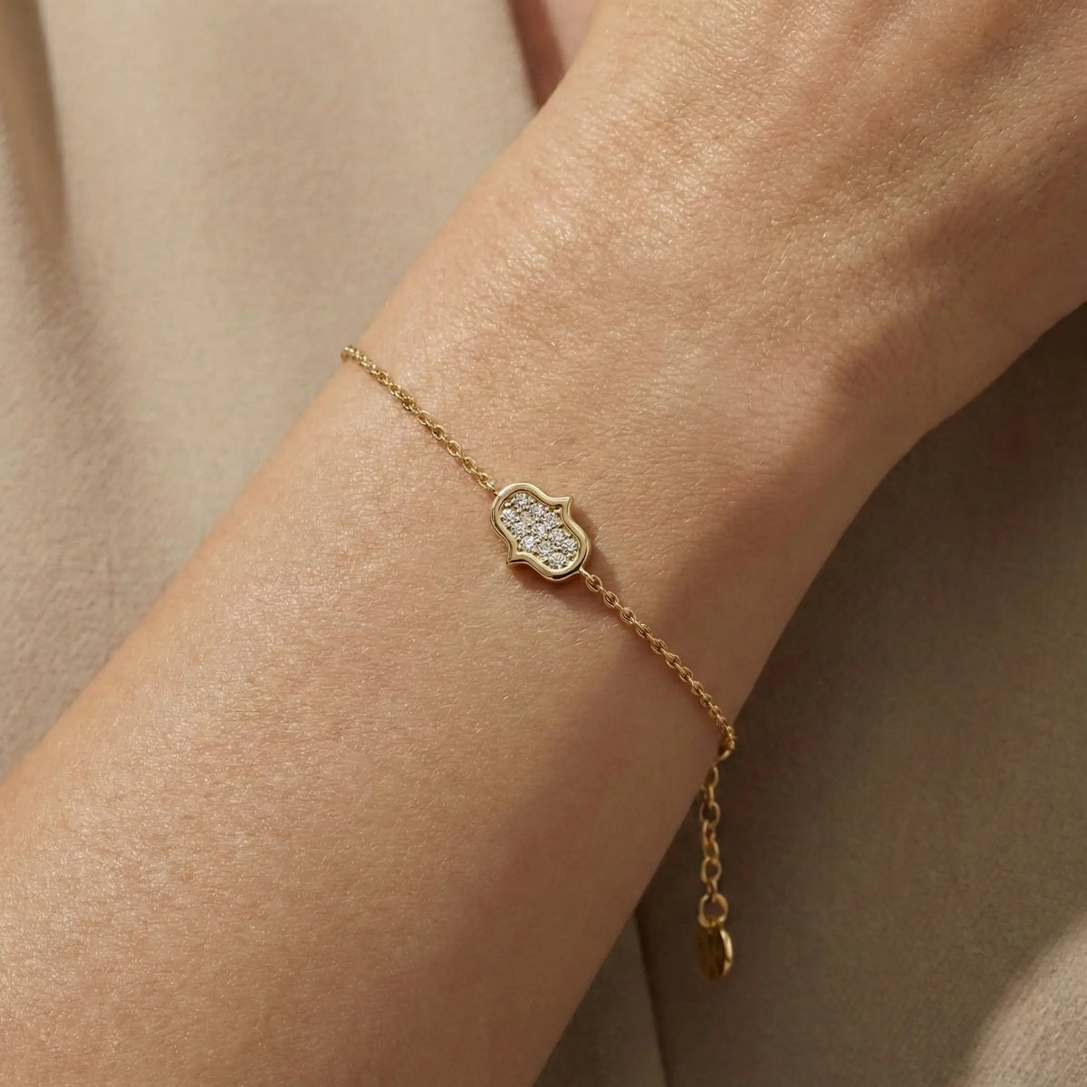 Aurelia Guard – 375 Echtgold Armband mit Zirkonia Ornament - Suzan GoldArmbänder