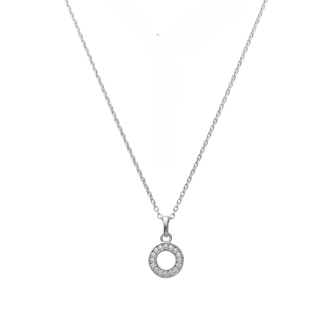 Circle Crystal Pendant Necklace aus 925 Sterling Silber mit Zirkonia, filigraner Schmuck für Damen, eleganter zeitloser Klassiker.