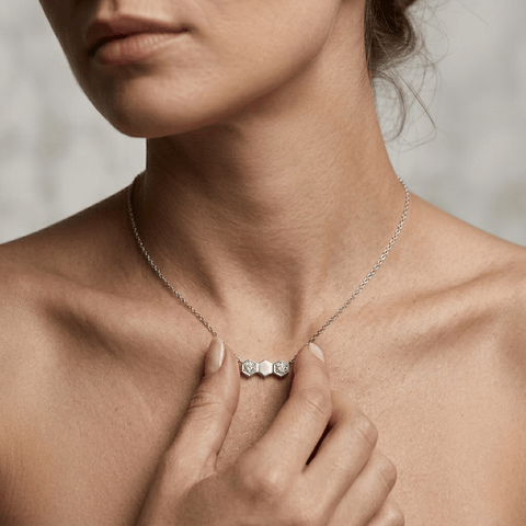 Hexagon Crystal Necklace – 925 Sterling Silber Halskette mit Zirkonia Hexagon Anhänger - Suzan Gold