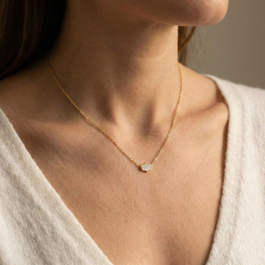 Aurielle Charm – 375 Echtgold Halskette mit Zirkonia Ornament