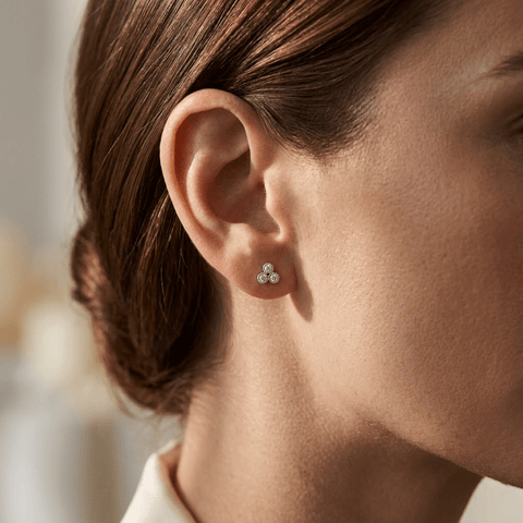 Drei Zirkonia Ohrstecker Rund – 925 Sterling Silber Ohrringe - Suzan Gold