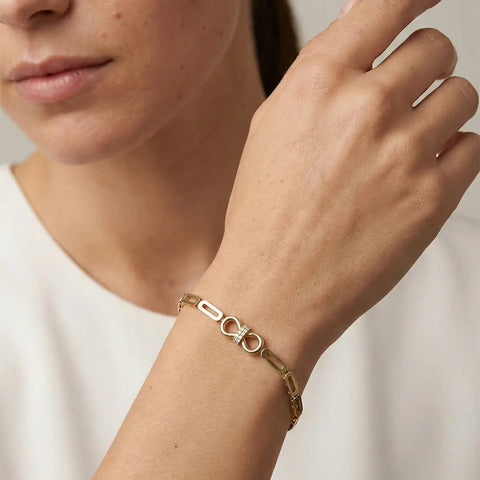 InfiniLinka – 375 Echtgold Armband mit Infinity Element - Suzan GoldArmbänder