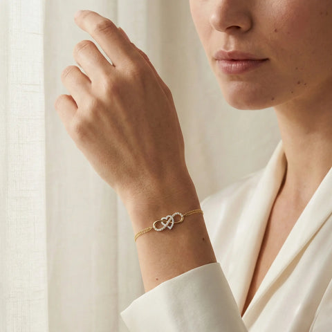 EternaHearts – 375 Echtgold Armband mit Doppelherz Infinity - Suzan GoldArmbänder