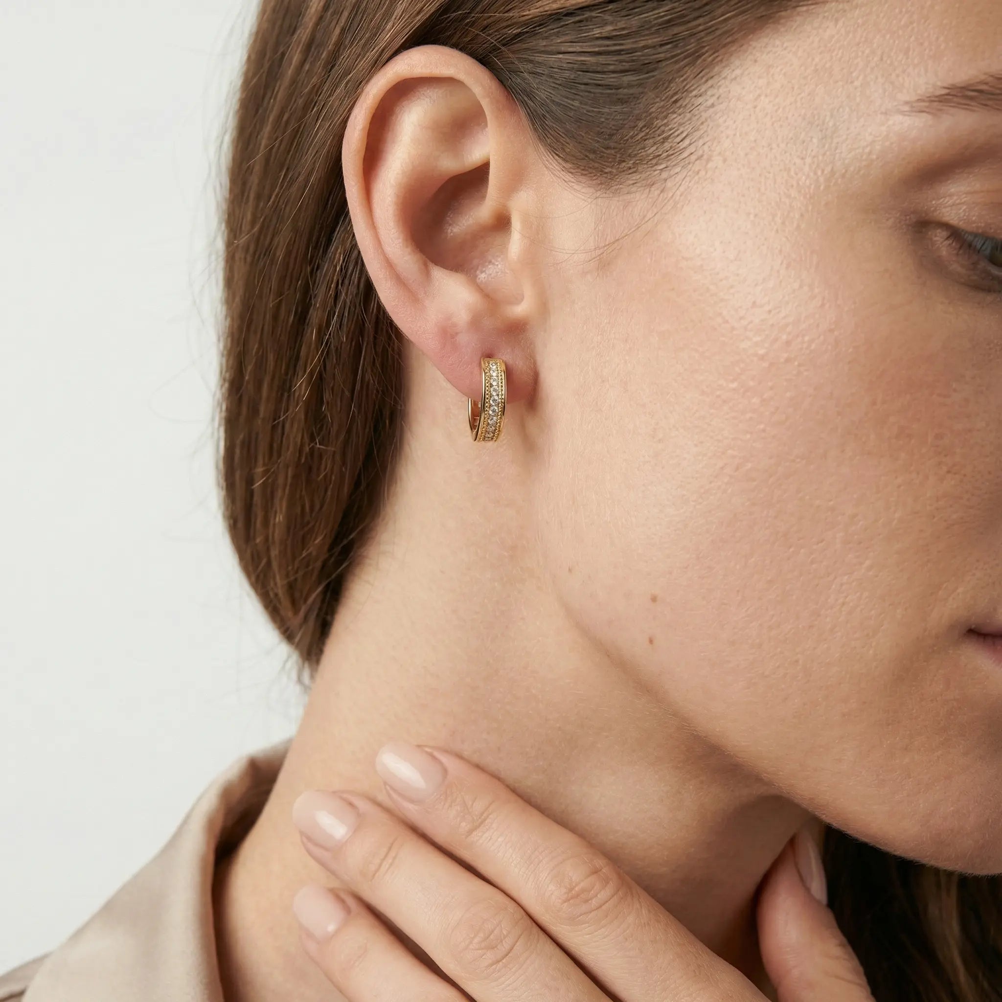 Aurélion Pavé – 375 Echtgold Creolen mit Zirkonia Pavé - Suzan GoldOhrringe