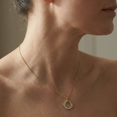 Ciréline Halo – 375 Echtgold Halskette mit offenem Kreis & Zirkonia - Suzan GoldHalskette