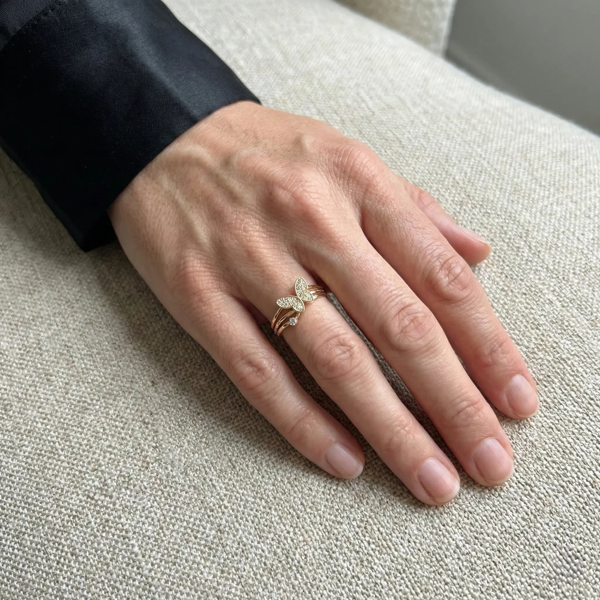 Butterflya Spark – 375 Echtgold Ring Schmetterling - Suzan GoldRing