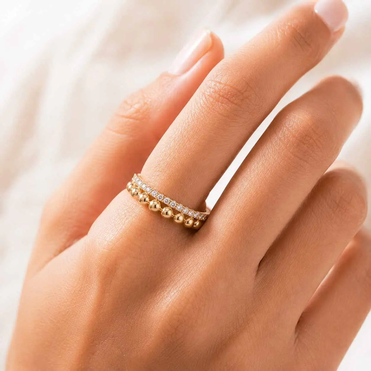 Beaded Sparkle – Bandring mit Perlreihe und Zirkonia-Pavé aus 585 Gold Suzan Gold